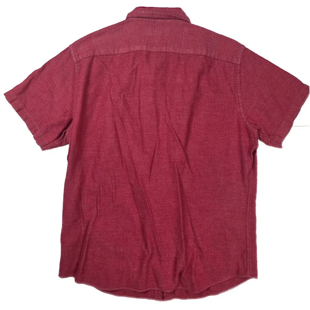 Banana Republic Standard Fit Red Chest Pocket Button Up S/S Shirt Men's Size M‎